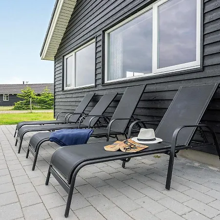 Ferienhaus 5 Star Holiday In Idestrup *